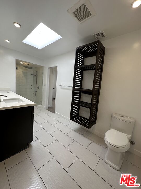 5307 Wilkinson Avenue, Unit 10 Valley Village, CA 91607 - Photo 21 of 29