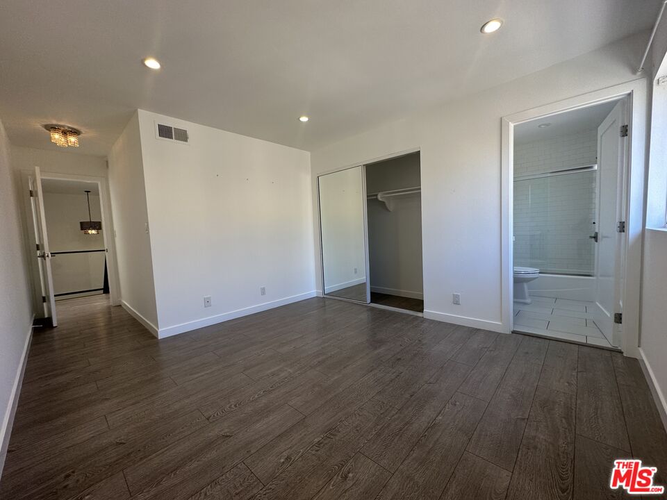 5307 Wilkinson Avenue, Unit 10 Valley Village, CA 91607 - Photo 24 of 29