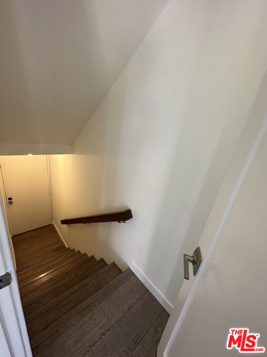 5307 Wilkinson Avenue, Unit 10 Valley Village, CA 91607 - Photo 26 of 29