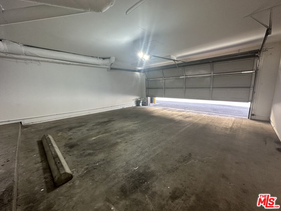 5307 Wilkinson Avenue, Unit 10 Valley Village, CA 91607 - Photo 27 of 29