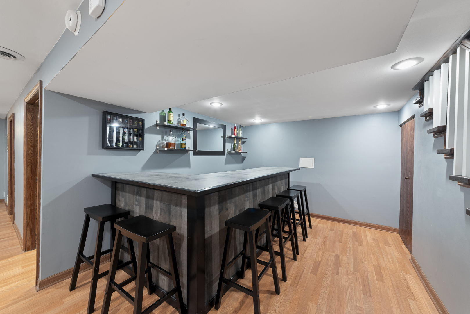 943 Sumner Street Addison, IL 60101 - Photo 11 of 20 a view of a dining room with furniture