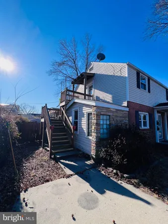 $1,995 | 2616 Arlington Boulevard, Unit UPPR, Arlington, VA 22204