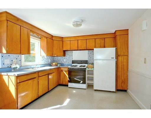13 Dean Road Wayland, MA 01778 - Photo 5 of 18 Gallery Image 5