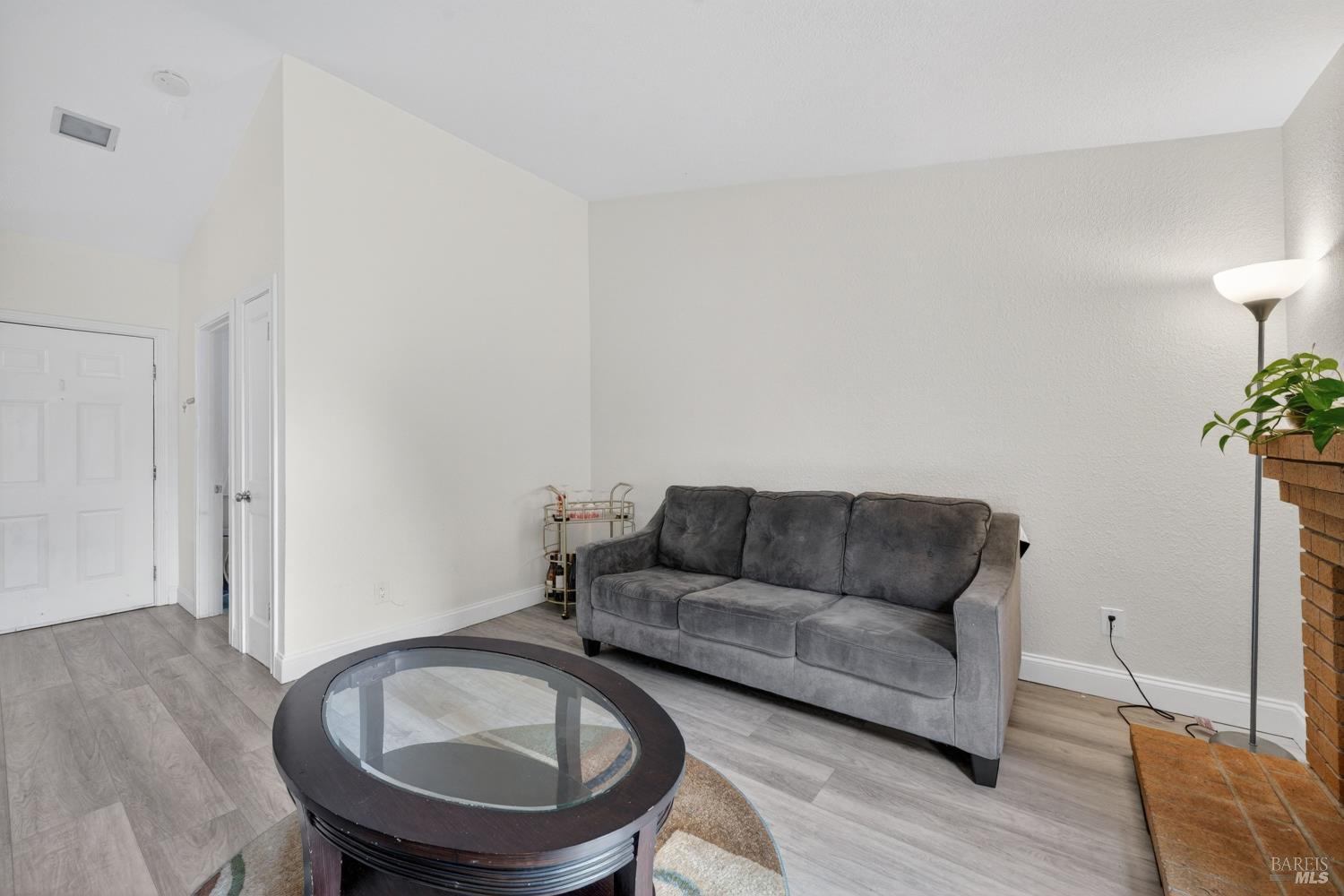 810 Dover Hercules, CA 94547 - Photo 6 of 36