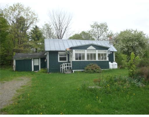 29 Farmington Falls Road New Sharon, ME 04955 - Photo 1 of 1 Exterior Front.