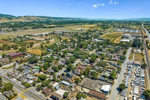 $950,000 | 13255 Lincoln Avenue, San Martin, CA 95046