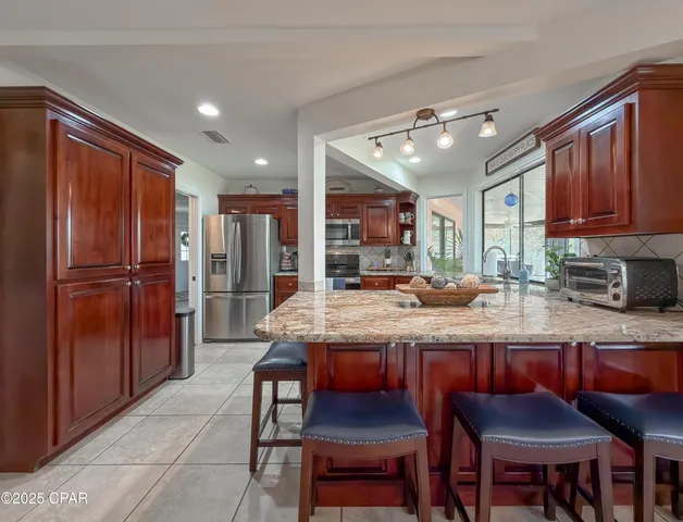 $549,000 | 5091 Lake Bluff Circle, Marianna, FL 32446