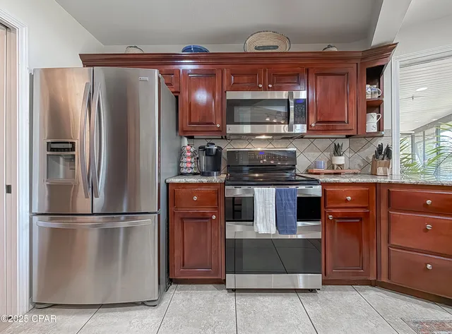 $549,000 | 5091 Lake Bluff Circle, Marianna, FL 32446