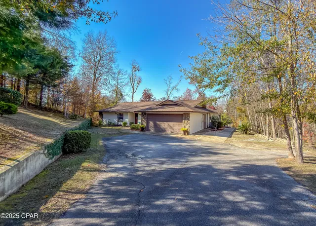 $549,000 | 5091 Lake Bluff Circle, Marianna, FL 32446