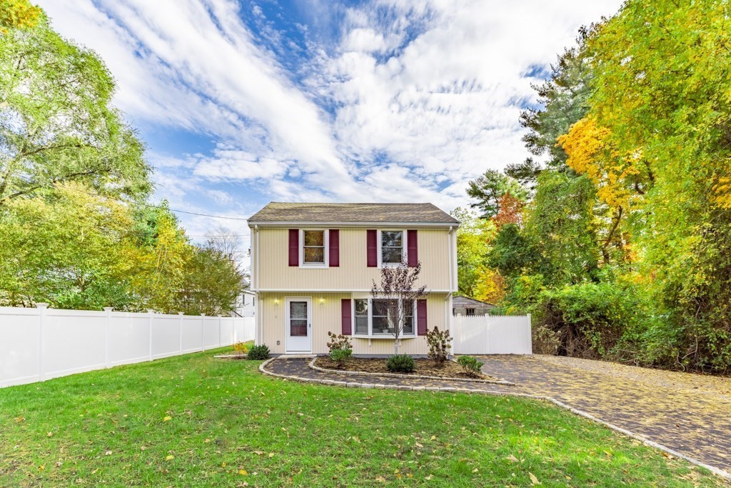 4 Island Road Norton, MA 02766 - Photo 1 of 17 Gallery Image 1
