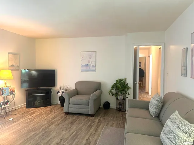 $199,000 | 5559 Country Club Road, Murphysboro, IL 62966