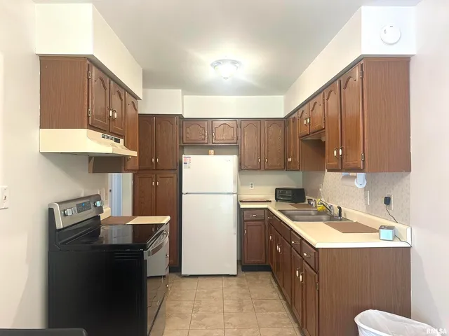 $199,000 | 5559 Country Club Road, Murphysboro, IL 62966