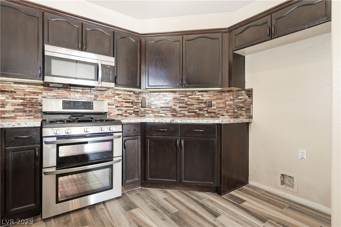 839 Coastal Beach Road Henderson, NV 89002 - Photo 10 of 33 Gallery Image 10