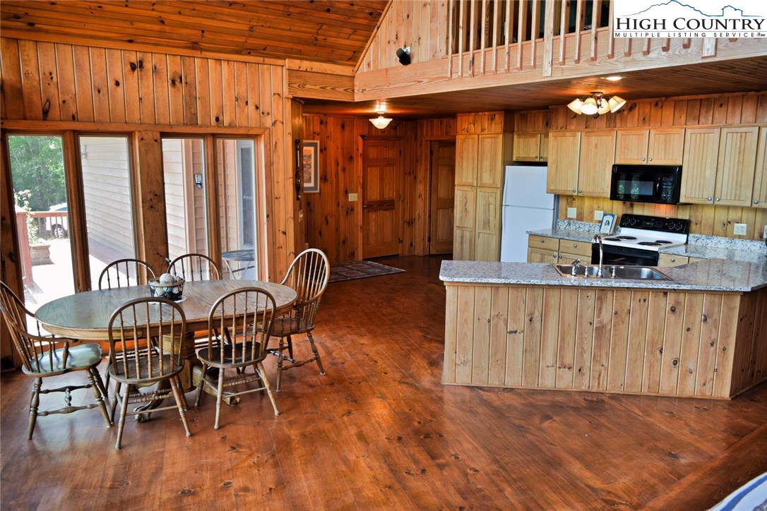 3750 Rip Shin Road Lansing, NC 28643 - Photo 12 of 36