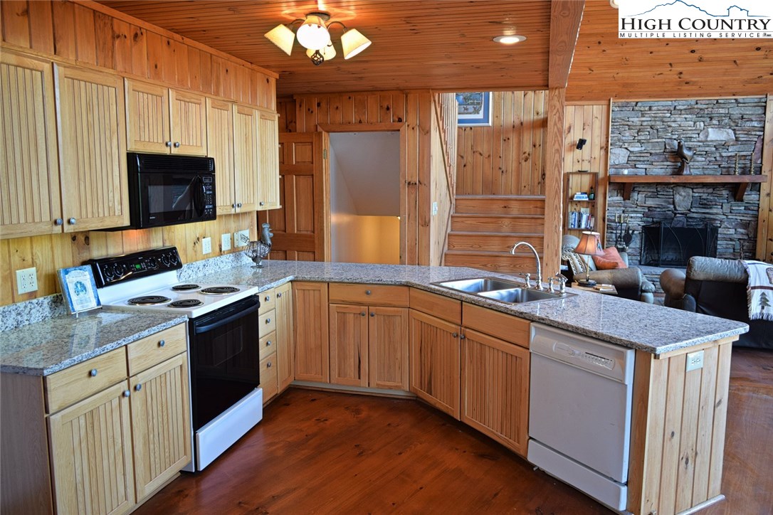3750 Rip Shin Road Lansing, NC 28643 - Photo 13 of 36