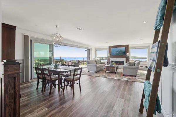 $3,400,000 | 88 Cypress Loop, Bodega Bay, CA 94923