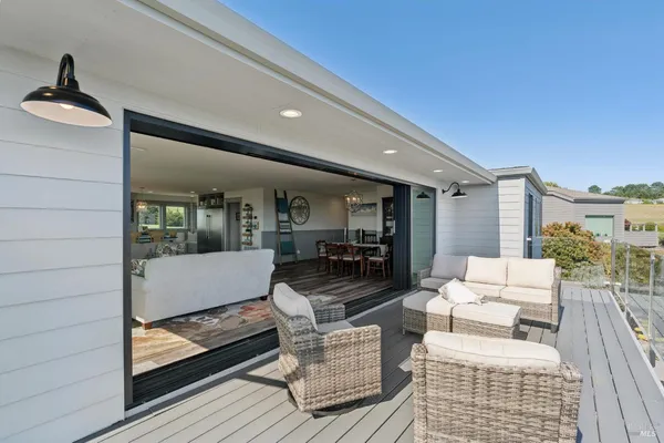 $3,400,000 | 88 Cypress Loop, Bodega Bay, CA 94923
