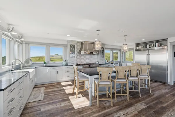 $3,400,000 | 88 Cypress Loop, Bodega Bay, CA 94923