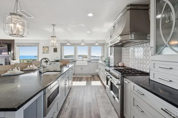 $3,400,000 | 88 Cypress Loop, Bodega Bay, CA 94923