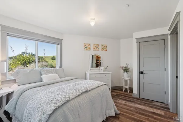 $3,400,000 | 88 Cypress Loop, Bodega Bay, CA 94923