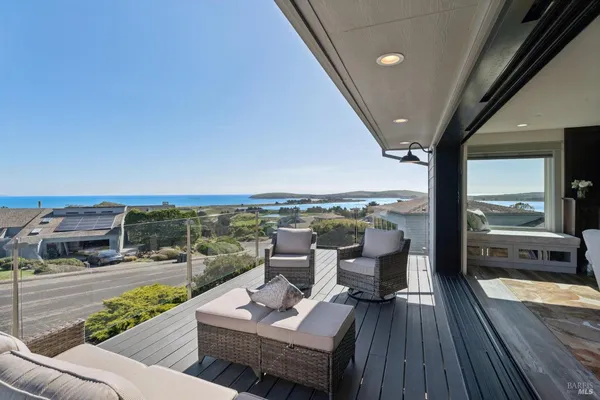 $3,400,000 | 88 Cypress Loop, Bodega Bay, CA 94923