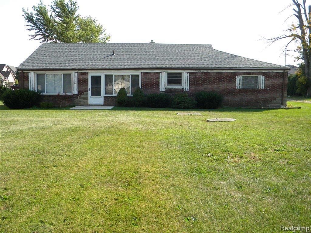 20980 23 Mile Road Macomb, MI 48044 - Photo 1 of 7 DSCN7660.JPG