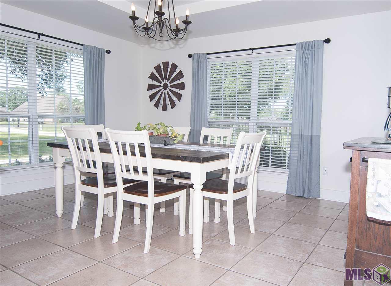 40440 Causey Road Prairieville, LA 70769 - Photo 8 of 29 Formal Dinning