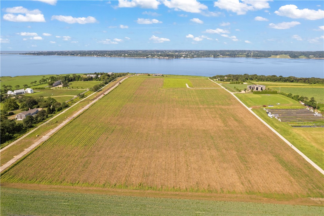 11 Ferolbink Way Little Compton, RI 02837 - Photo 6 of 10 Gallery Image 6