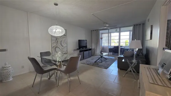 $109,000 | 4851 Northwest 26th Court, Unit 437, Lauderdale Lakes, FL 33313