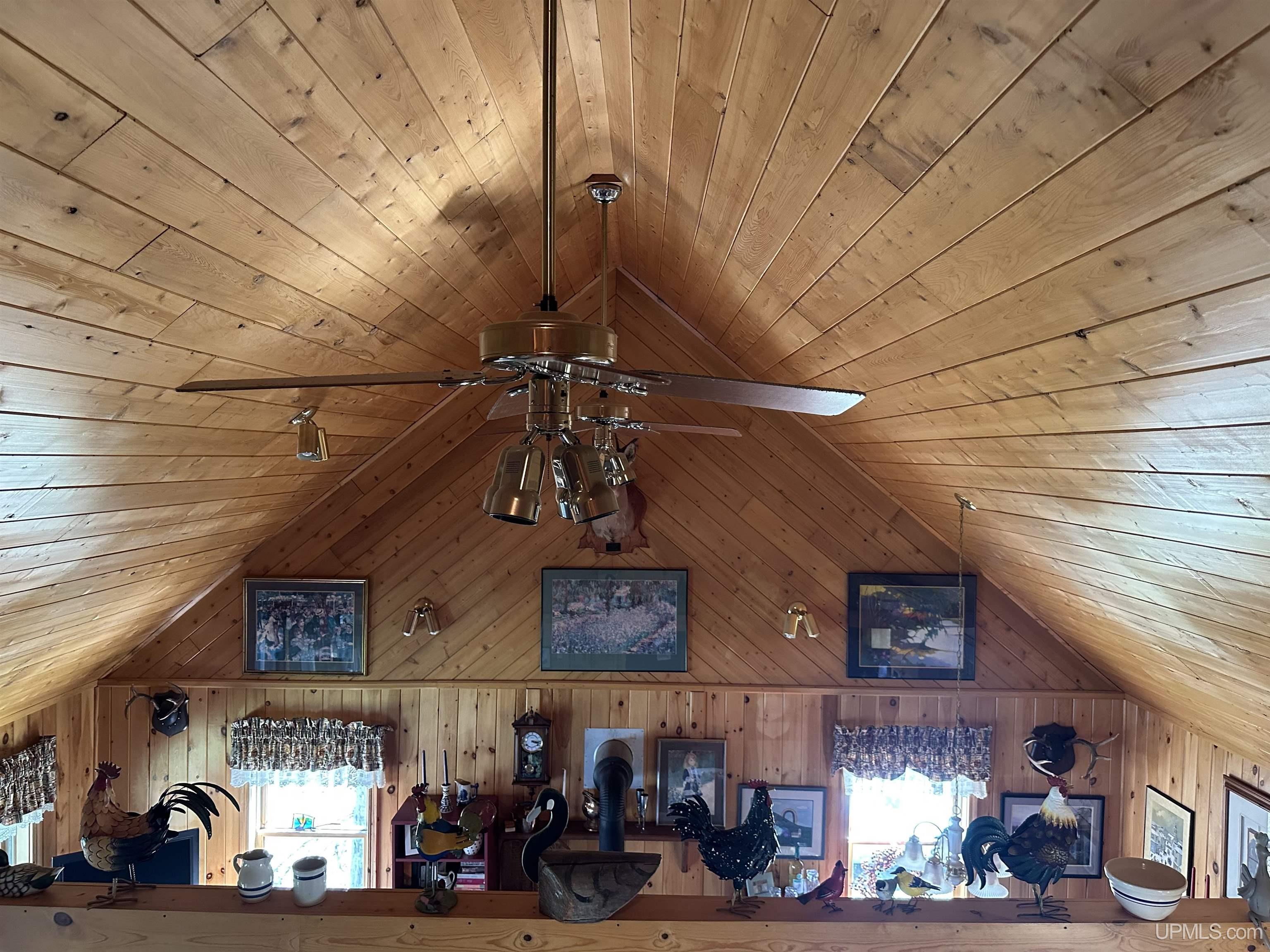 9510 32 Road Rapid River, MI 49878 - Photo 32 of 49 Gallery Image 32