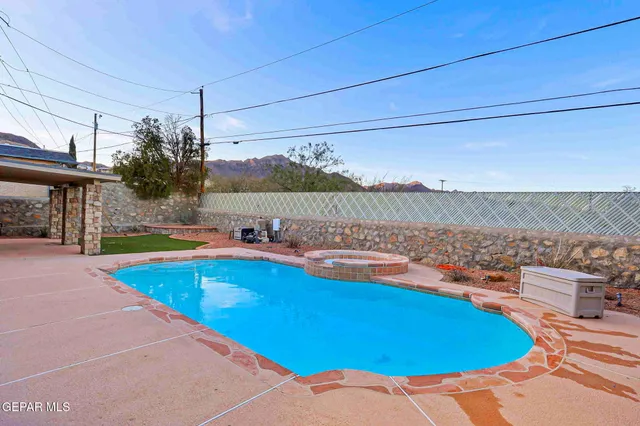 $399,900 | 6721 Morningside Circle, El Paso, TX 79904