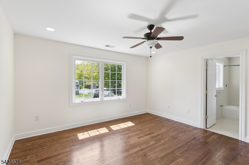 49 Hall Drive Clark, NJ 07066 - Photo 32 of 38