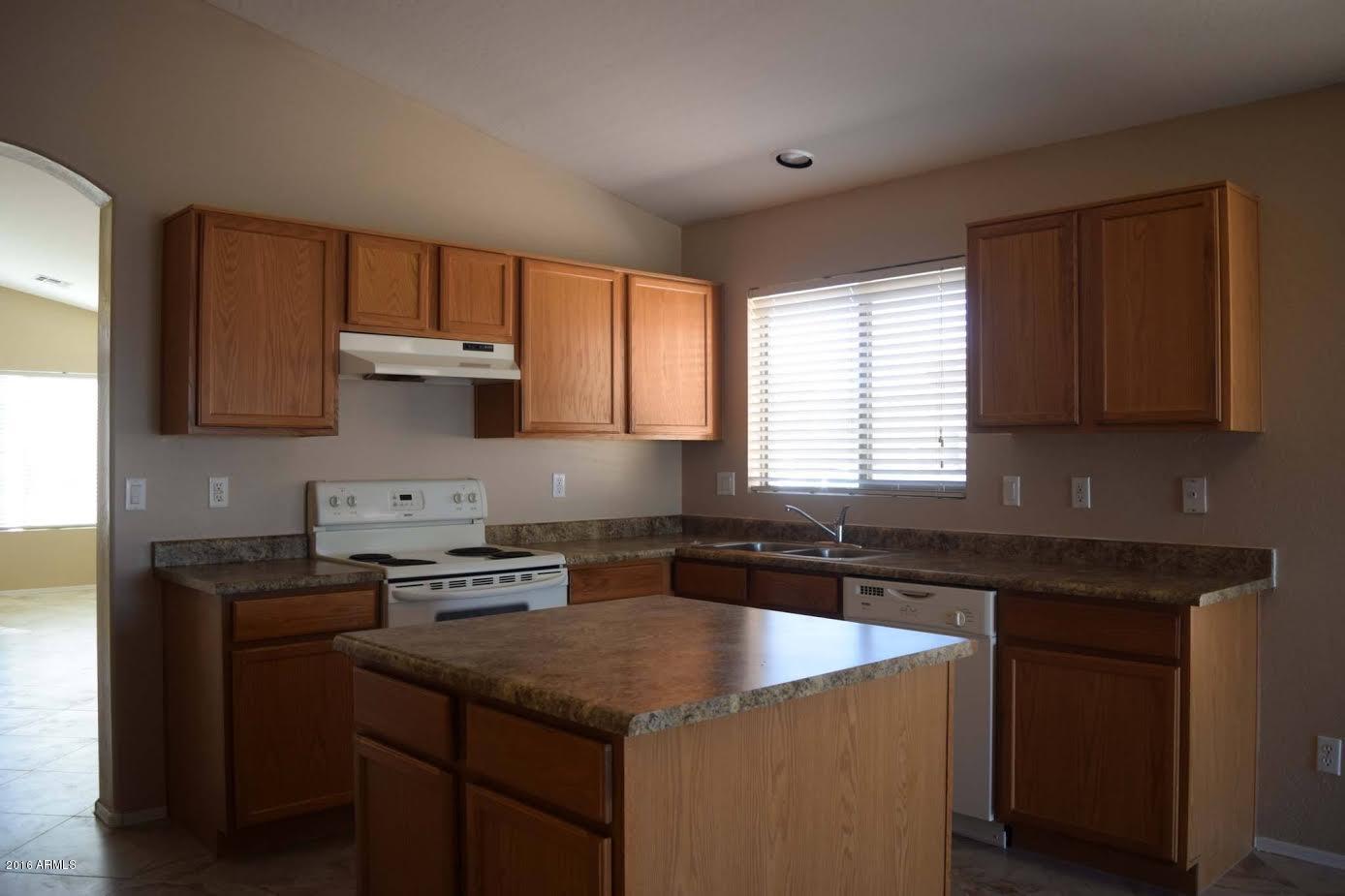430 West Harwell Rd. Phoenix, AZ 85041 - Photo 2 of 10 Picture 02