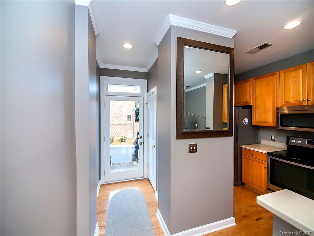3319 Stettler View Road Charlotte, NC 28210 - Photo 3 of 22 Gallery Image 3