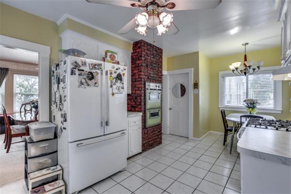 210 Lawrence Road Medford, MA 02155 - Photo 15 of 30 Gallery Image 15