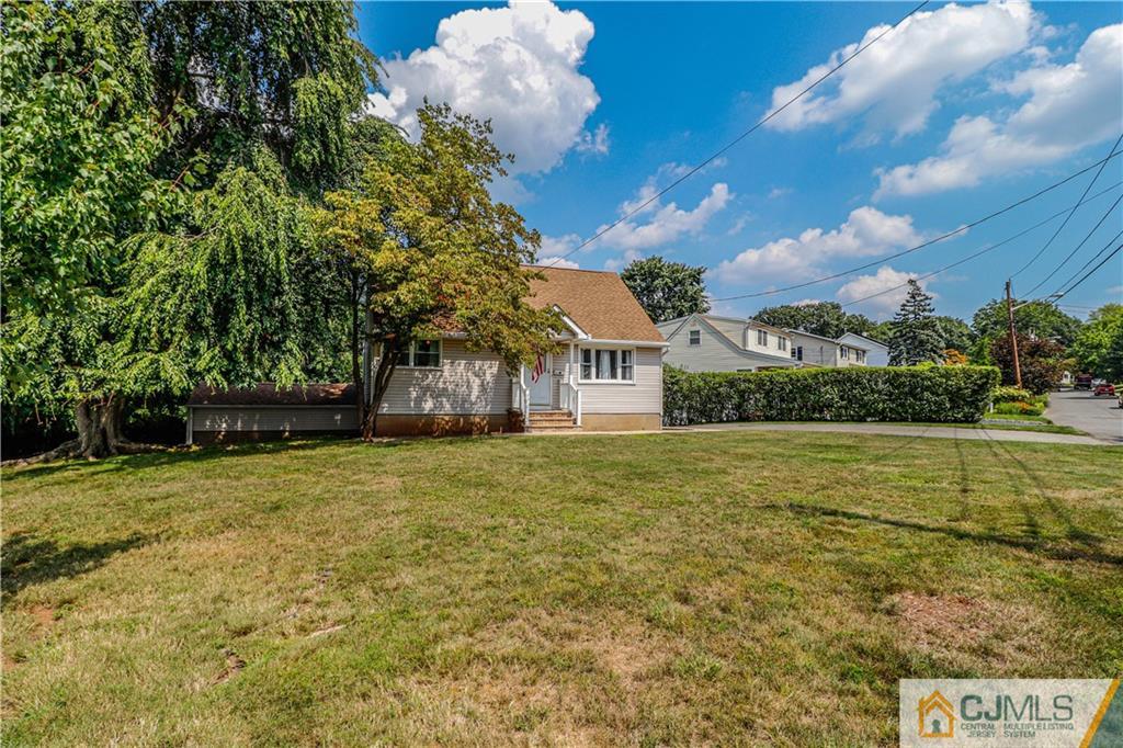 26 Wilcox Road New Brunswick, NJ 08901 - Photo 2 of 36