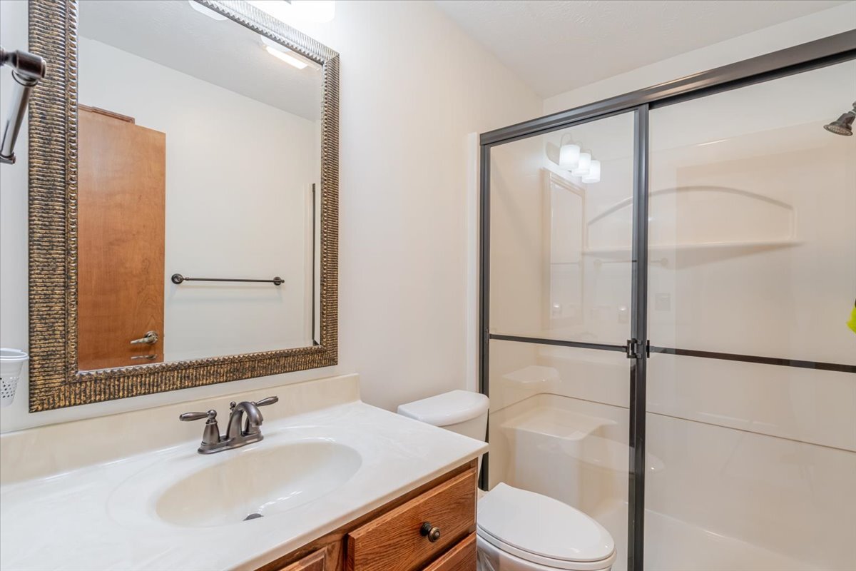 141 Manor Circle Bloomington, IL 61704 - Photo 16 of 38