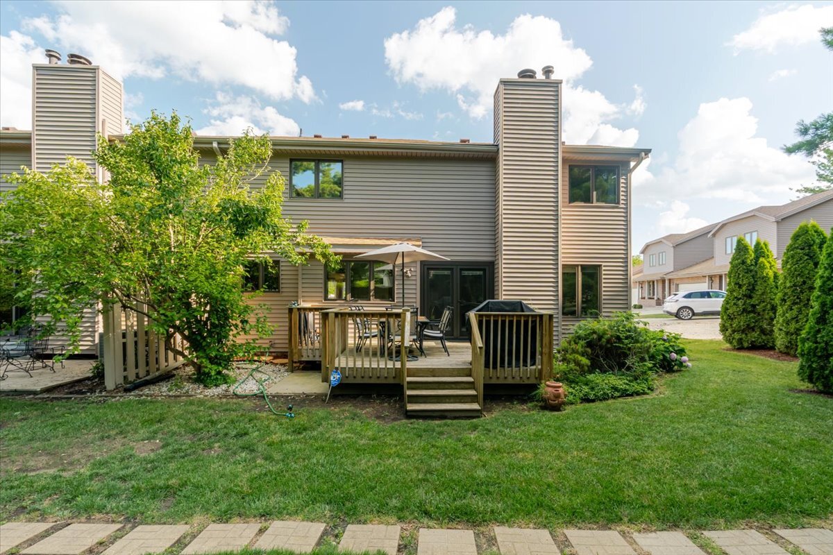 141 Manor Circle Bloomington, IL 61704 - Photo 29 of 38