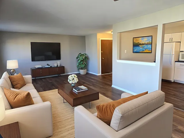 $1,800 | 4712 West 107th Street, Unit 3D, Oak Lawn, IL 60453