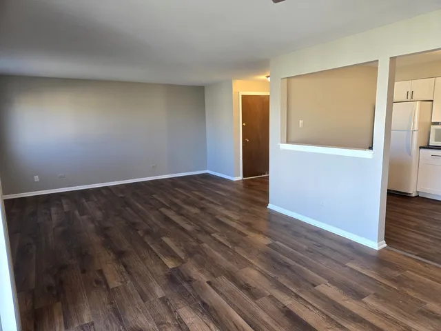 $1,800 | 4712 West 107th Street, Unit 3D, Oak Lawn, IL 60453