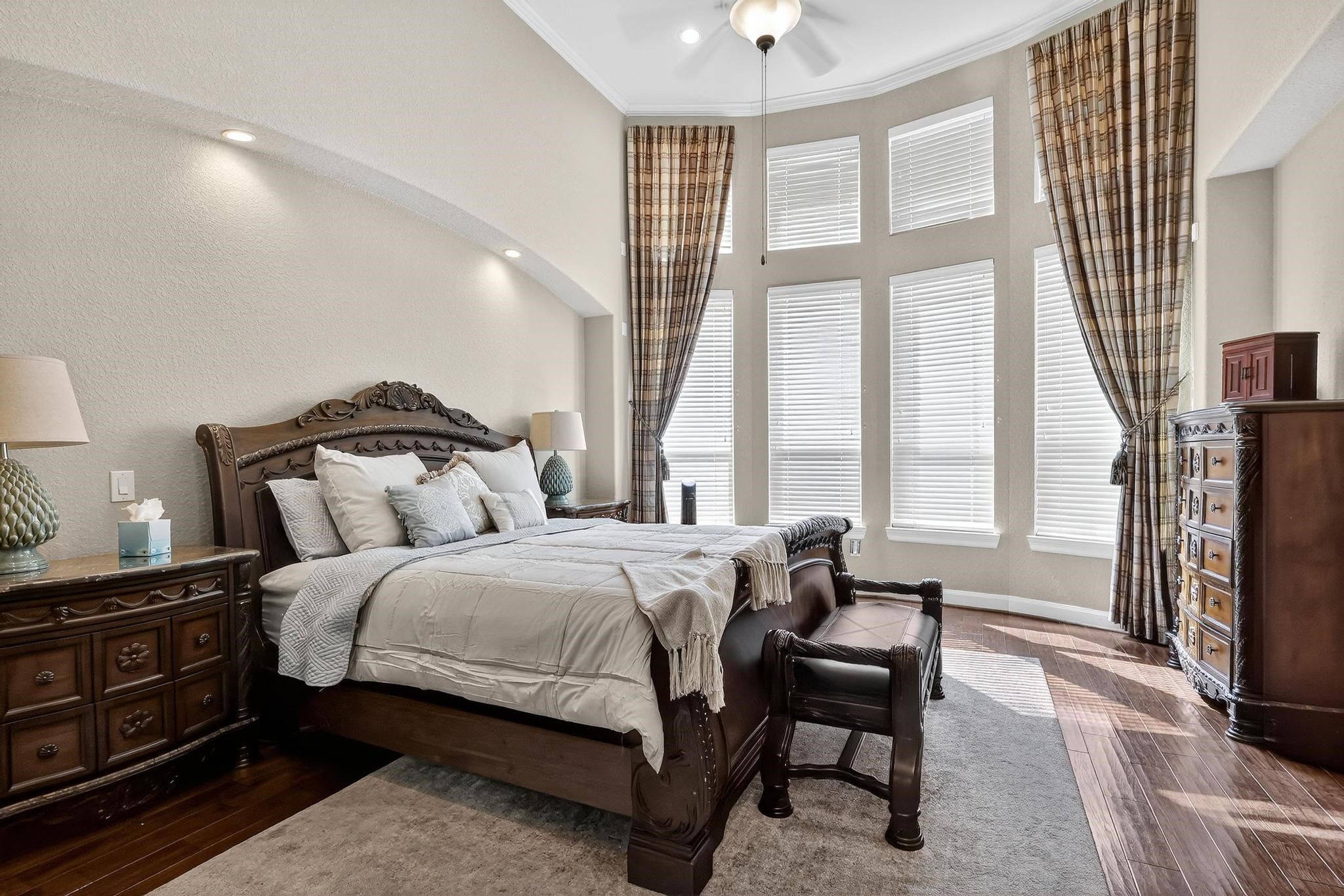 25803 Heritage Maple Drive Spring, TX 77389 - Photo 35 of 46 a bedroom with double bed and a window
