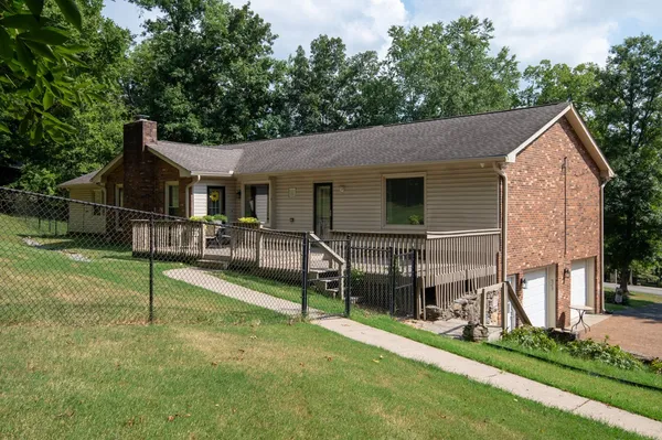 a view of house and outdoor space
