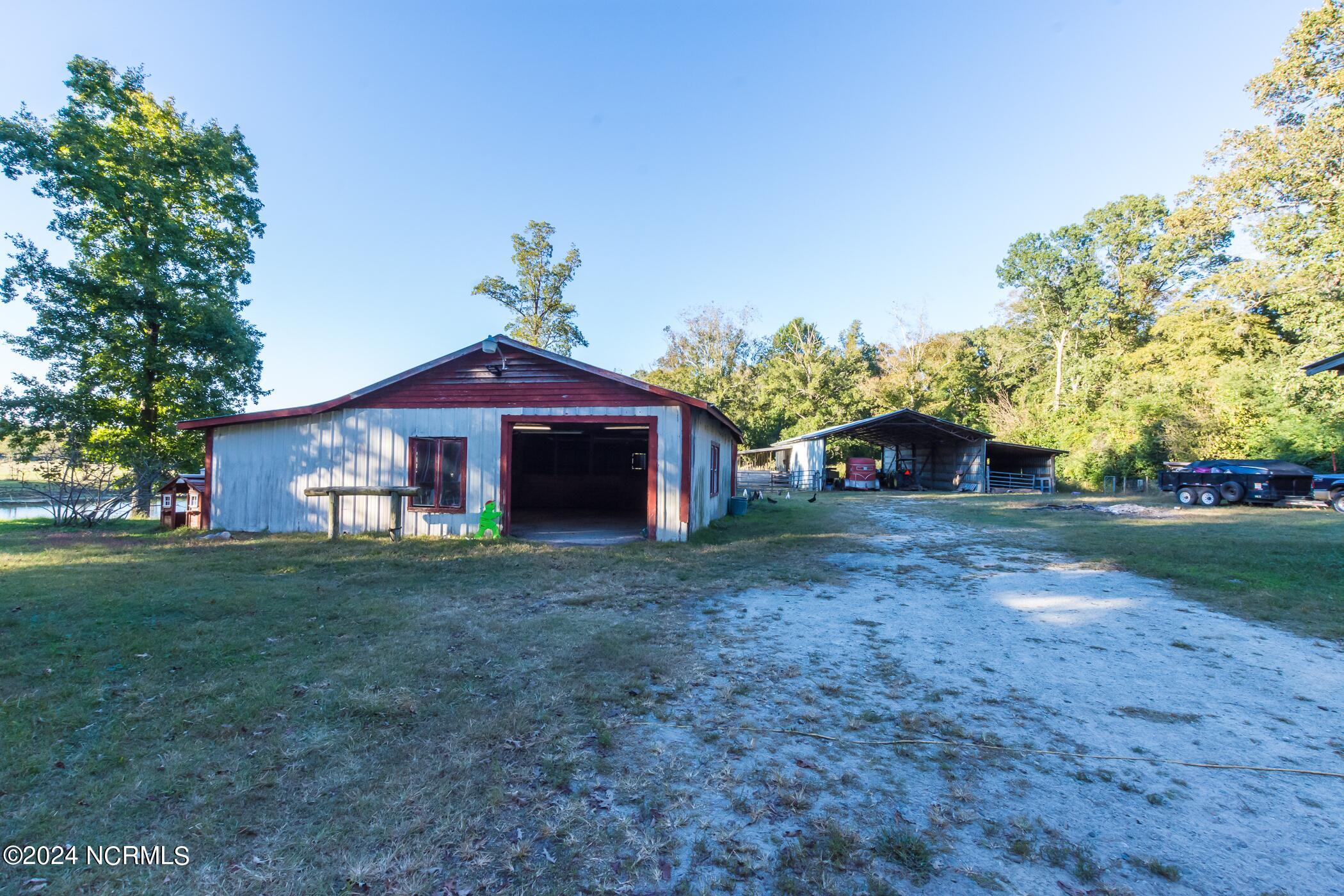 6766 Gum Branch Road Richlands, NC 28574 - Photo 45 of 65 6766 Gum Branch Rd-58