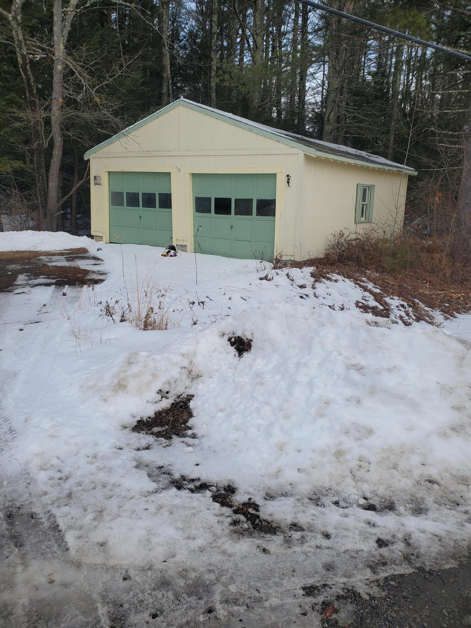 33 Emerys Bridge Road South Berwick, ME 03908 - Photo 2 of 7 20250203_151204