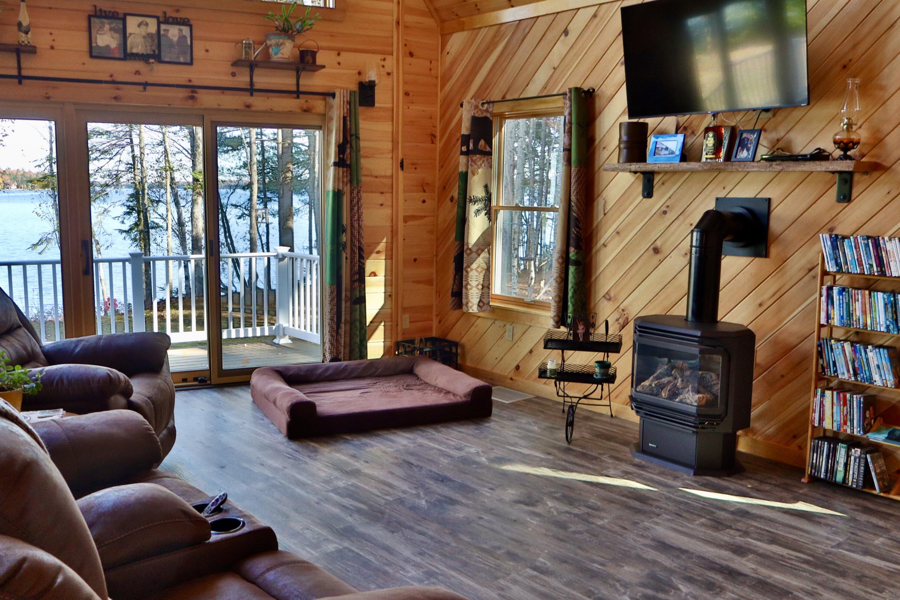 129 Black Point Road Rockwood, ME 04478 - Photo 11 of 52 790AB392-2D6C-4932-A23A-1B067BF60277_1_2