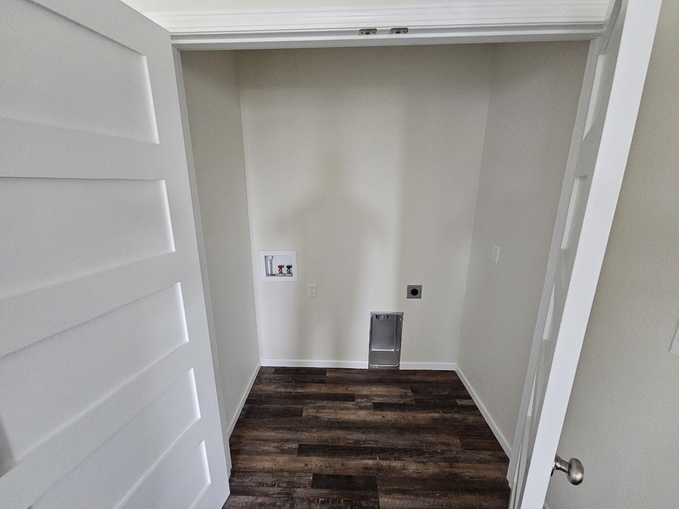 2223 Excalibur Way, Unit HB10) Sheridan, WY 82801 - Photo 18 of 21 Laundry