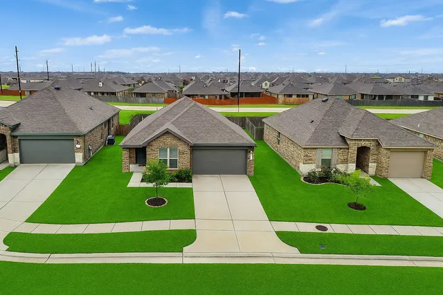 $270,000 | 5211 Greenwood Smt Trail, Katy, TX 77449