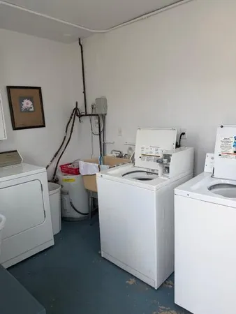 $1,650 | 3801 Northeast 22nd Terrace, Unit 12, Lighthouse Point, FL 33064