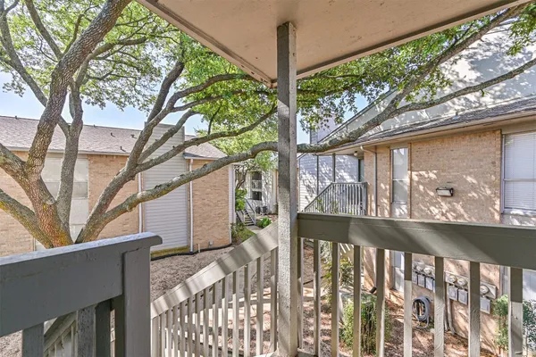 $129,000 | 260 El Dorado Boulevard, Unit 2008, Houston, TX 77598