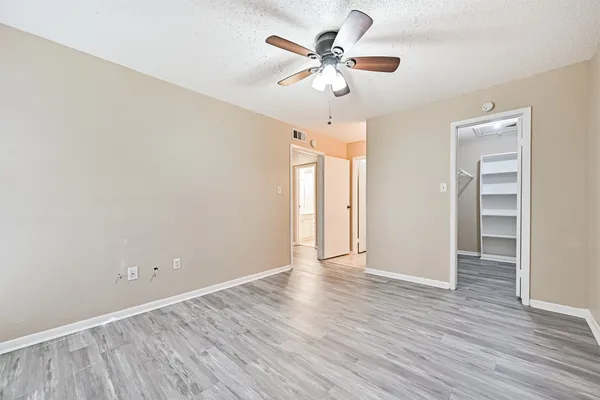 $129,000 | 260 El Dorado Boulevard, Unit 2008, Houston, TX 77598